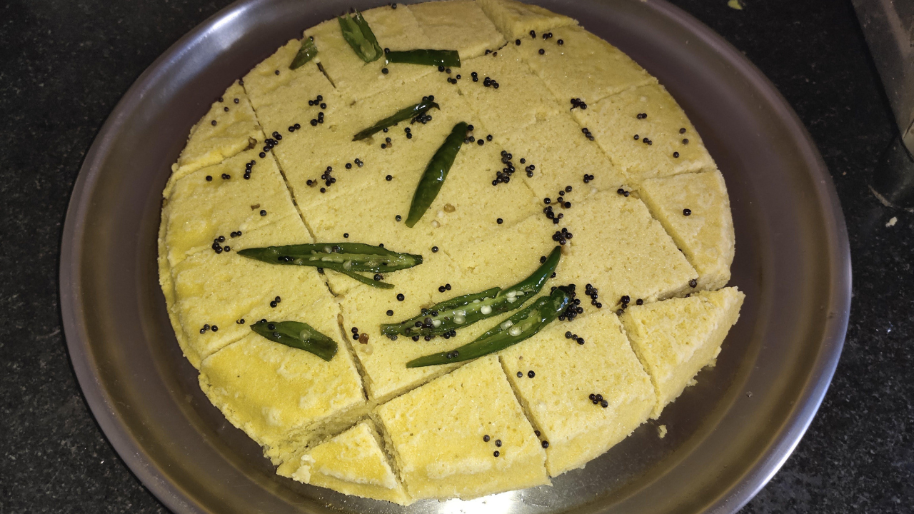 Sooji dhokla