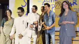 Sitaare Zameen Par Premiere Aamir Khan-Gauri Spratt Genelia DSouza Rekha Vicky Kaushal More Turn Heads Sitaare Zameen Par Premiere Aamir Khan-Gauri Spratt Genelia DSouza Rekha Vicky Kaushal More Turn Heads